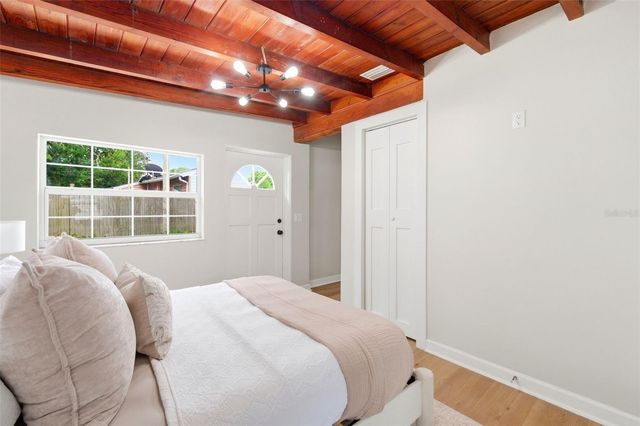 1533 SUFFOLK STREET N, St Petersburg, FL 33710