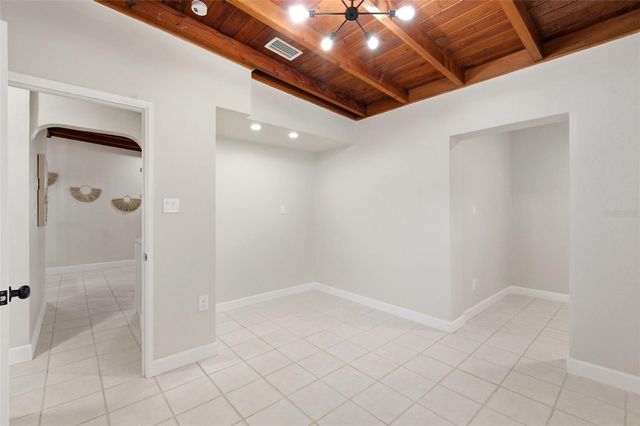 1533 SUFFOLK STREET N, St Petersburg, FL 33710