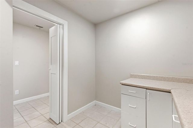 1533 SUFFOLK STREET N, St Petersburg, FL 33710