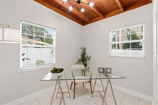 1533 SUFFOLK STREET N, St Petersburg, FL 33710