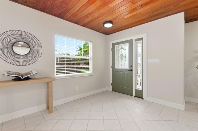 1533 SUFFOLK STREET N, St Petersburg, FL 33710