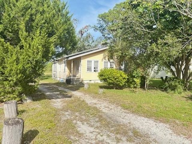 1240 29th Street, Vero Beach, FL 32960