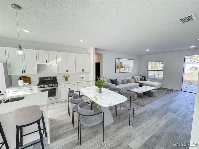 7564 N Gims Way, Citrus Springs, FL 34433