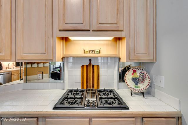 221 Bayview Drive, Madison, MS 39110