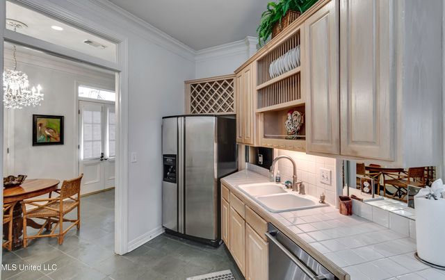 221 Bayview Drive, Madison, MS 39110