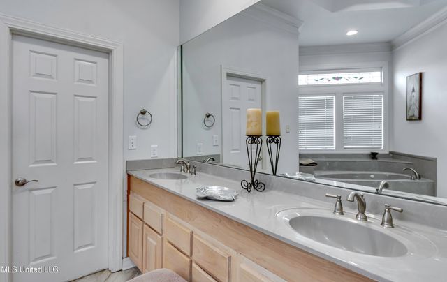 221 Bayview Drive, Madison, MS 39110