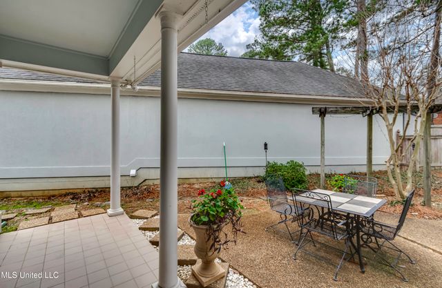 221 Bayview Drive, Madison, MS 39110