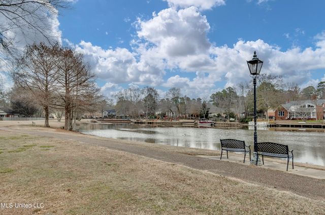 221 Bayview Drive, Madison, MS 39110