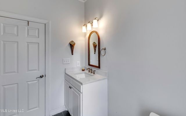 221 Bayview Drive, Madison, MS 39110