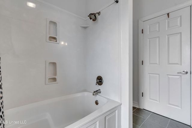 221 Bayview Drive, Madison, MS 39110