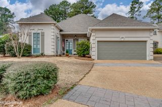221 Bayview Drive, Madison, MS 39110