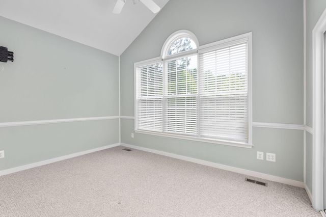 11703 LEGACY WOODS DR, Fredericksburg, VA 22407