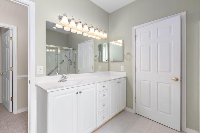 11703 LEGACY WOODS DR, Fredericksburg, VA 22407