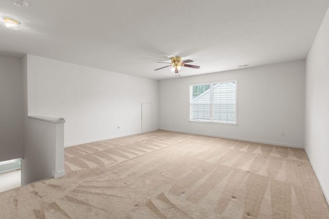 11703 LEGACY WOODS DR, Fredericksburg, VA 22407