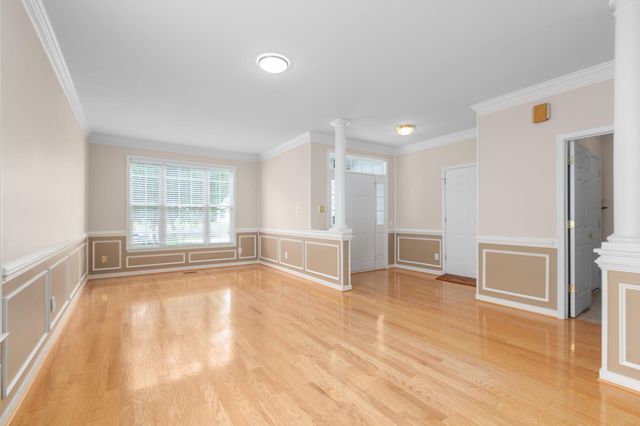 11703 LEGACY WOODS DR, Fredericksburg, VA 22407