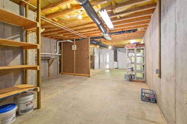 11703 LEGACY WOODS DR, Fredericksburg, VA 22407
