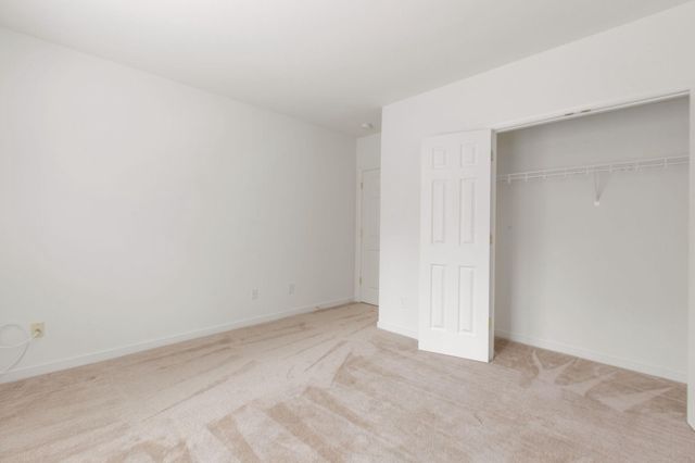 11703 LEGACY WOODS DR, Fredericksburg, VA 22407
