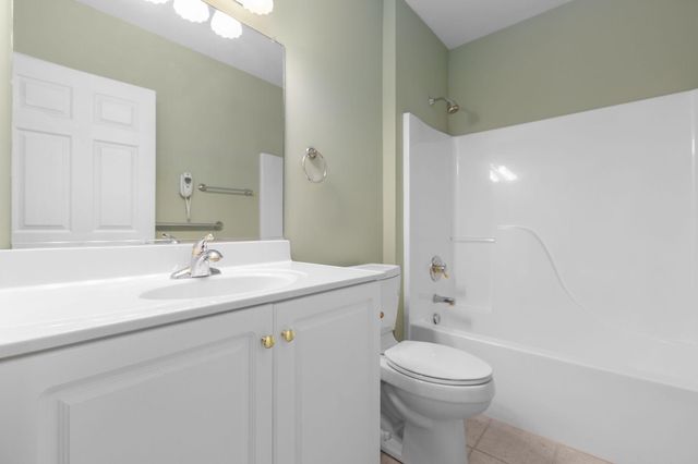 11703 LEGACY WOODS DR, Fredericksburg, VA 22407