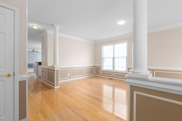 11703 LEGACY WOODS DR, Fredericksburg, VA 22407