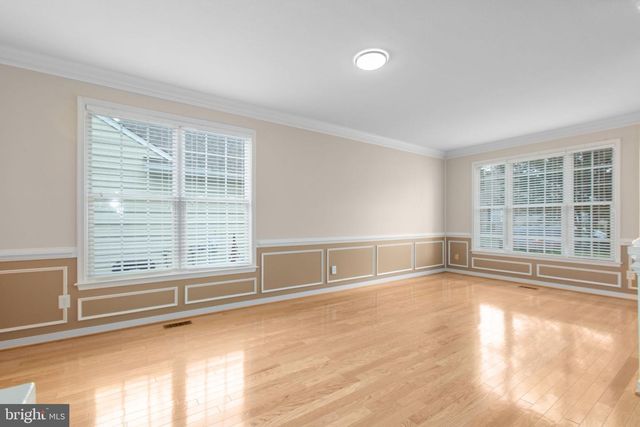 11703 LEGACY WOODS DR, Fredericksburg, VA 22407