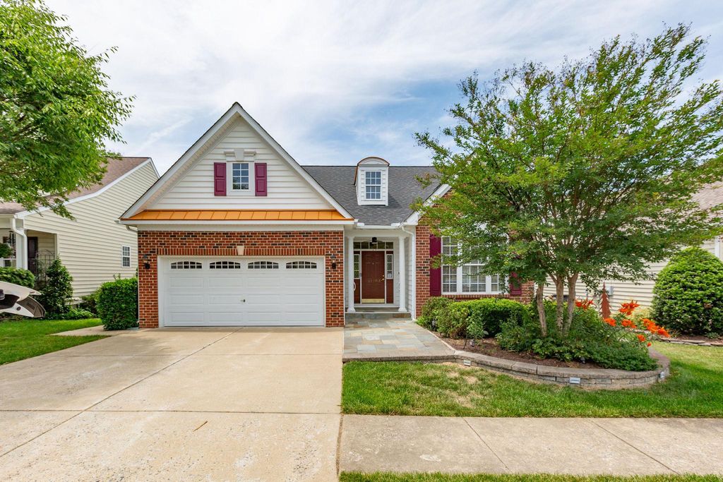 11703 LEGACY WOODS DR, Fredericksburg, VA 22407