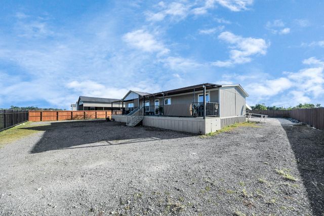 1450 Road 5734, Cleveland, TX 77327