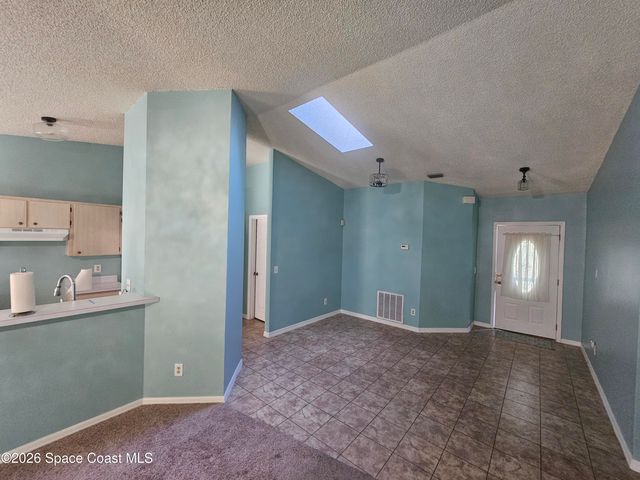 226 Pigeon Avenue NE, Palm Bay, FL 32907