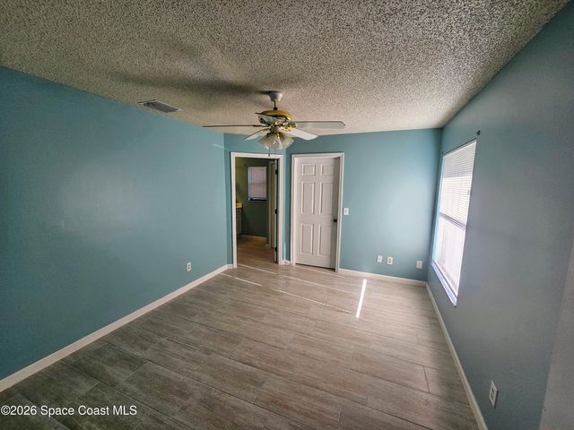226 Pigeon Avenue NE, Palm Bay, FL 32907