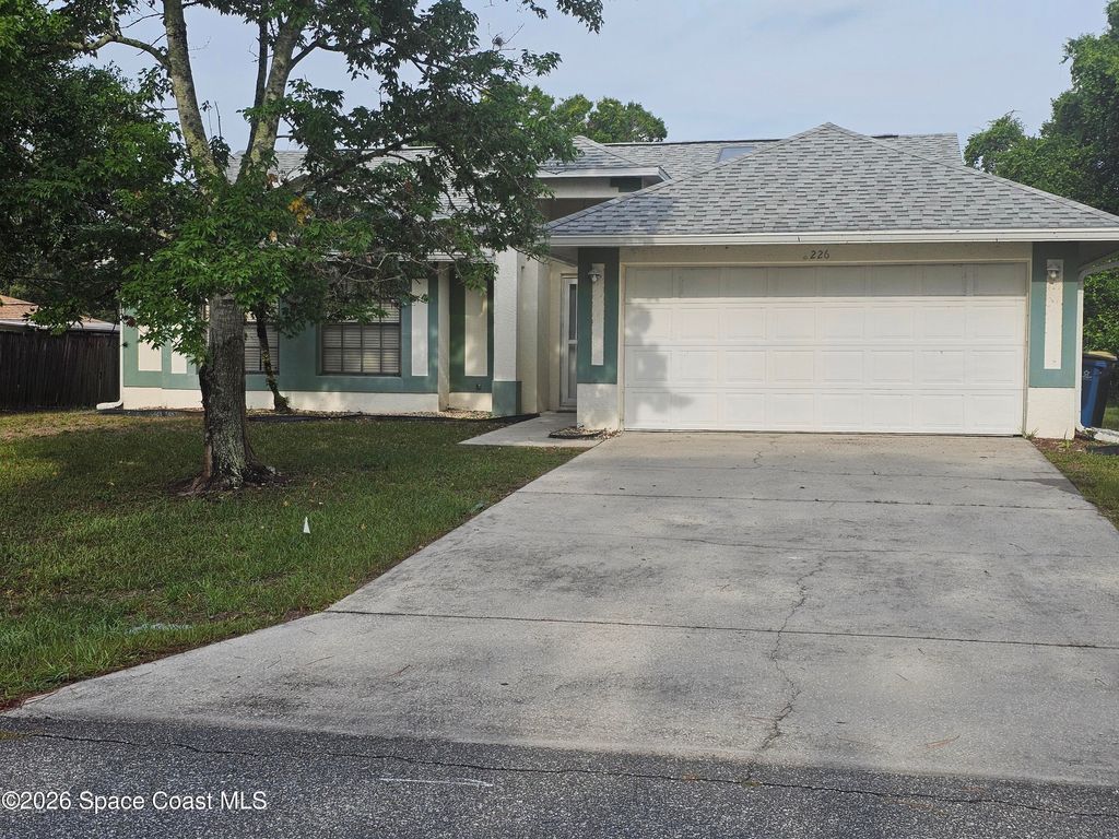 226 Pigeon Avenue NE, Palm Bay, FL 32907
