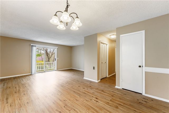 3 Tiffany Lane, Bella Vista, AR 72715