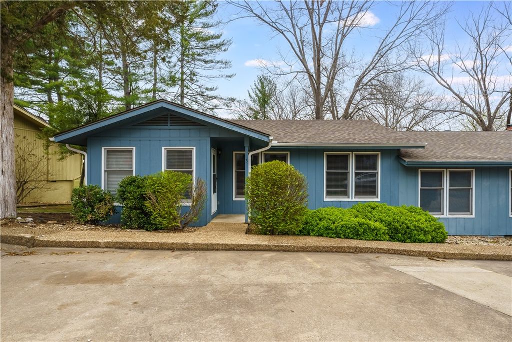 3 Tiffany Lane, Bella Vista, AR 72715