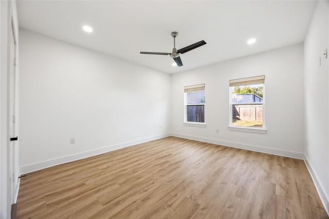 1121 Austin Street, Rosenberg, TX 77471