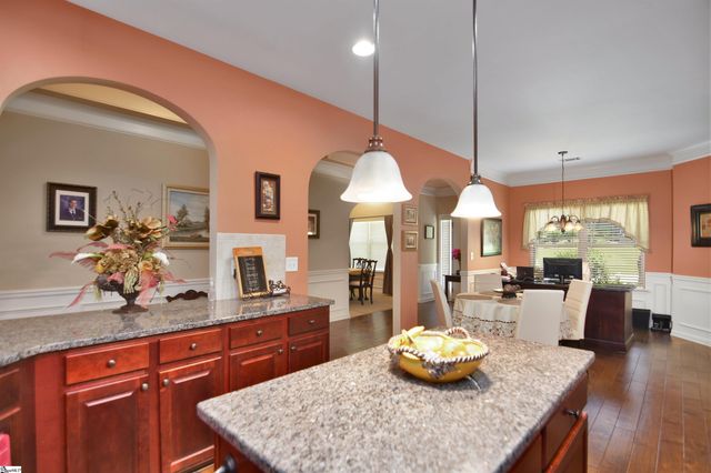 123 Kettle Oak Way, Simpsonville, SC 29680