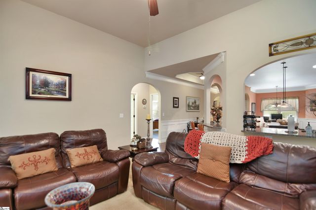 123 Kettle Oak Way, Simpsonville, SC 29680