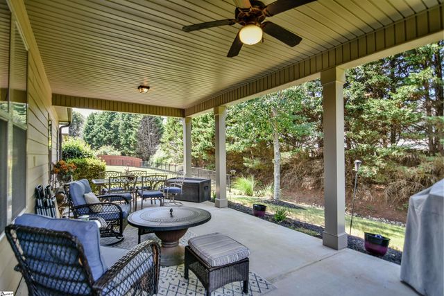 123 Kettle Oak Way, Simpsonville, SC 29680