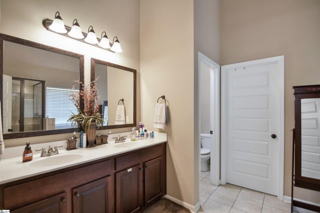 123 Kettle Oak Way, Simpsonville, SC 29680