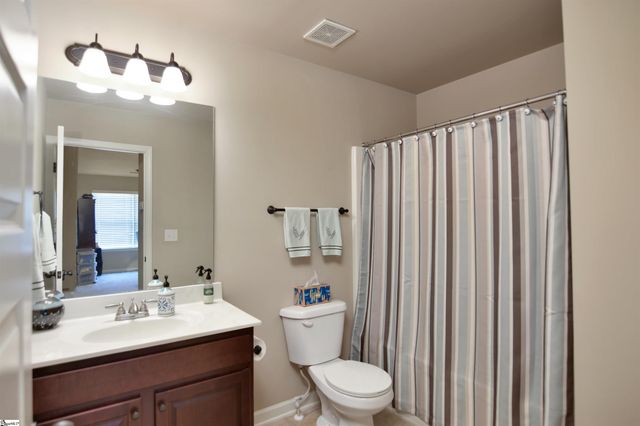 123 Kettle Oak Way, Simpsonville, SC 29680