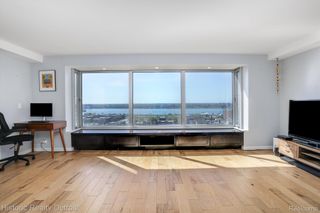 1300 E LAFAYETTE Street 1604, Detroit, MI 48207