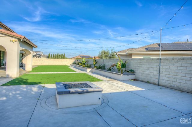 12019 Gazebo Court, Bakersfield, CA 93311