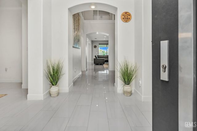 12019 Gazebo Court, Bakersfield, CA 93311