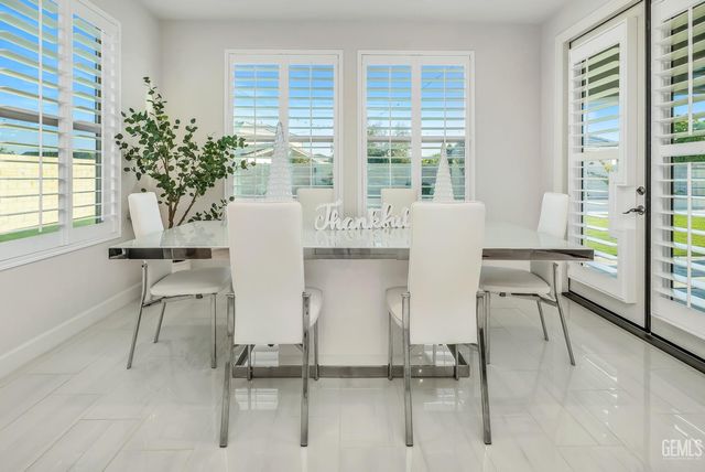 12019 Gazebo Court, Bakersfield, CA 93311