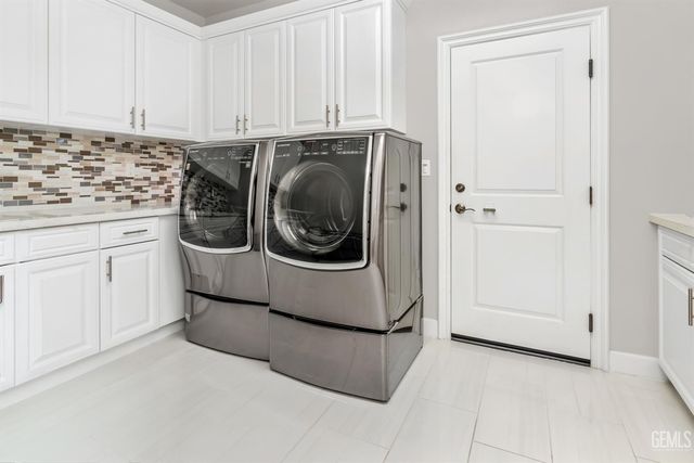 12019 Gazebo Court, Bakersfield, CA 93311