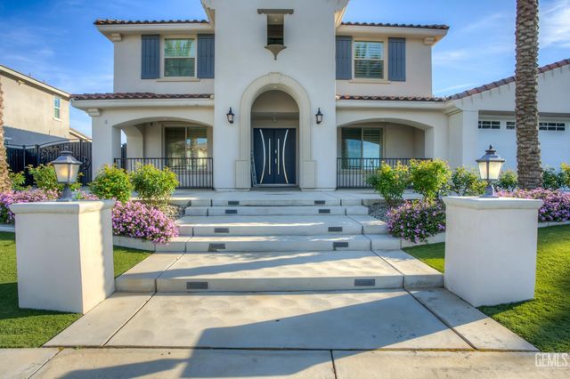 12019 Gazebo Court, Bakersfield, CA 93311