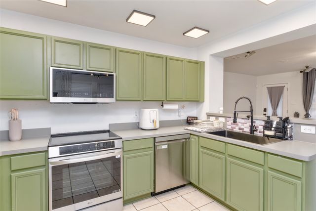 115 Tiger Trail, Cedar Hill, TX 75104