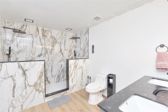 115 Tiger Trail, Cedar Hill, TX 75104