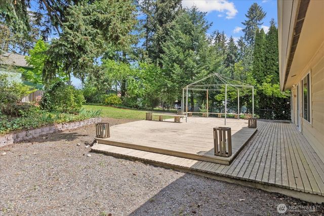 2625 241st Place SW, Brier, WA 98036