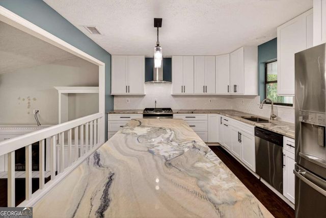 314 Mill Run Road, Richmond Hill, GA 31324