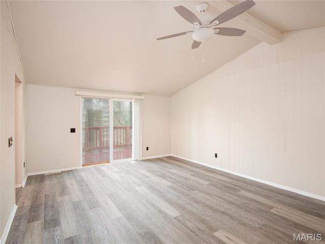 10636 Roanna Lane, St Louis, MO 63128