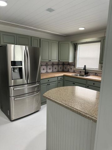 1329 NW Antoch Avenue, Stuart, FL 34994