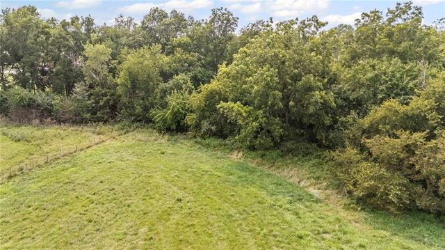 3188 Idaho Road, Ottawa, KS 66067